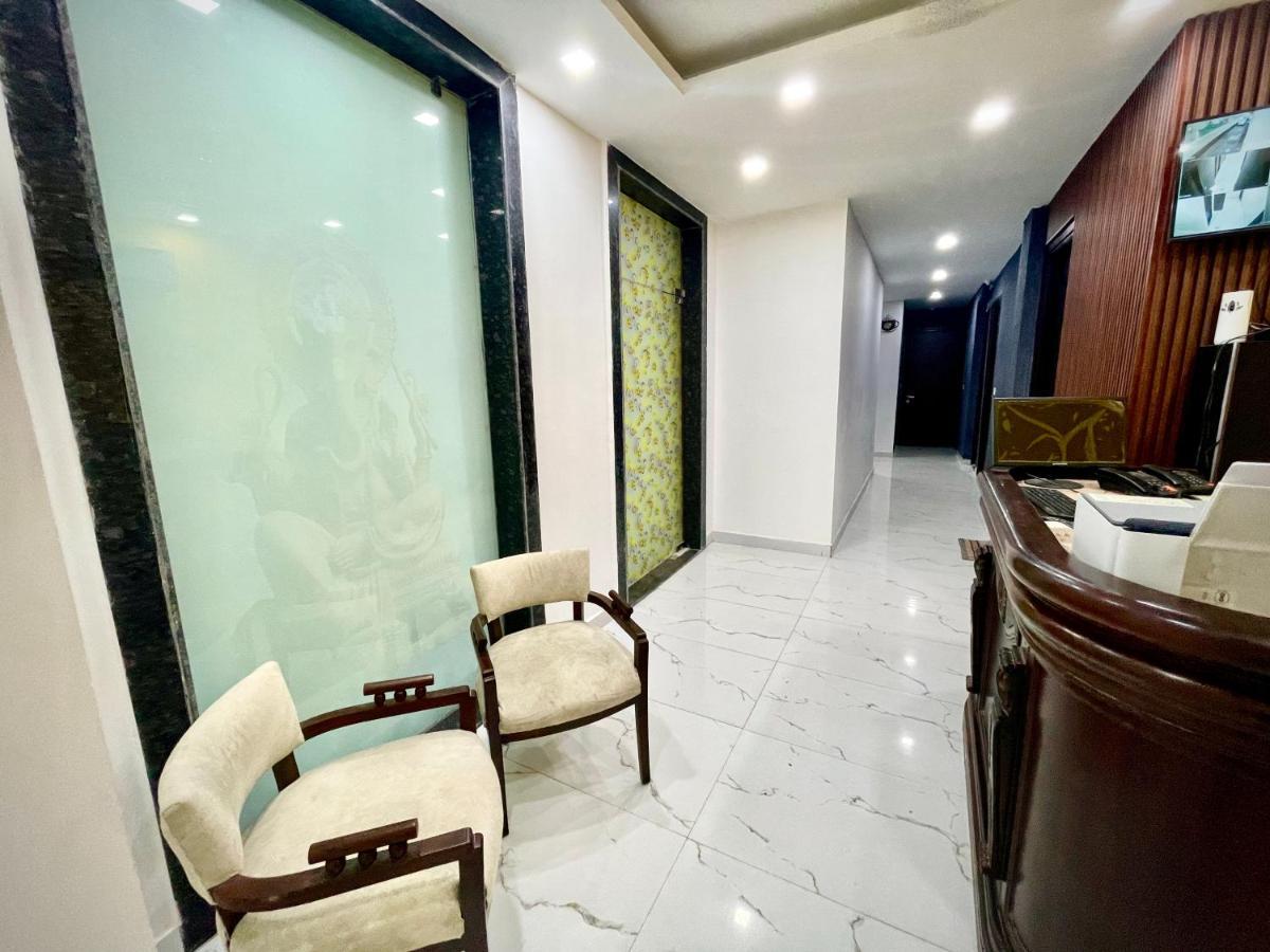 Lime Boutique B&B Gk-1 At Kailash Colony Metro , Greater Kailash Near Eros Hotel Nehru Place New Delhi Exterior photo