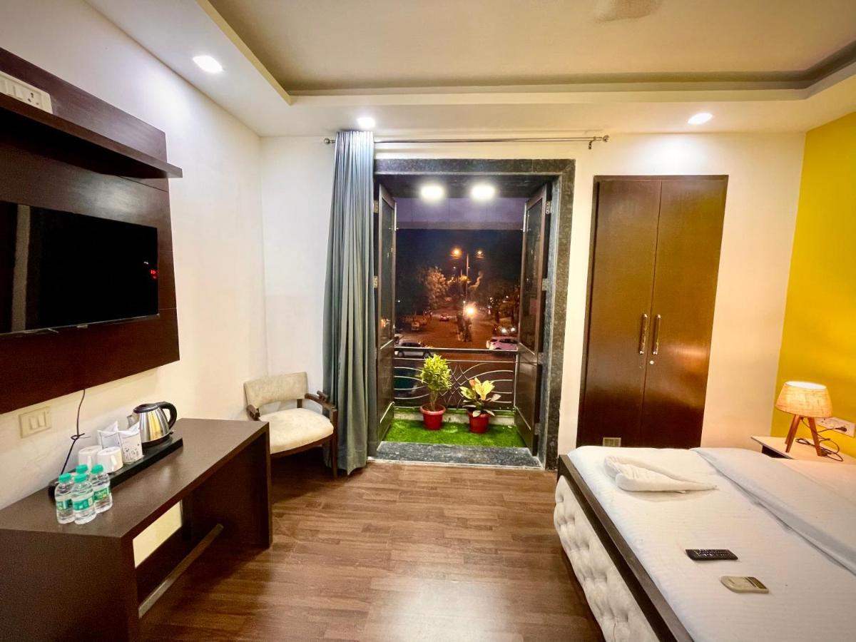 Lime Boutique B&B Gk-1 At Kailash Colony Metro , Greater Kailash Near Eros Hotel Nehru Place New Delhi Exterior photo