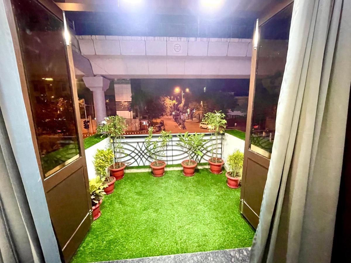 Lime Boutique B&B Gk-1 At Kailash Colony Metro , Greater Kailash Near Eros Hotel Nehru Place New Delhi Exterior photo