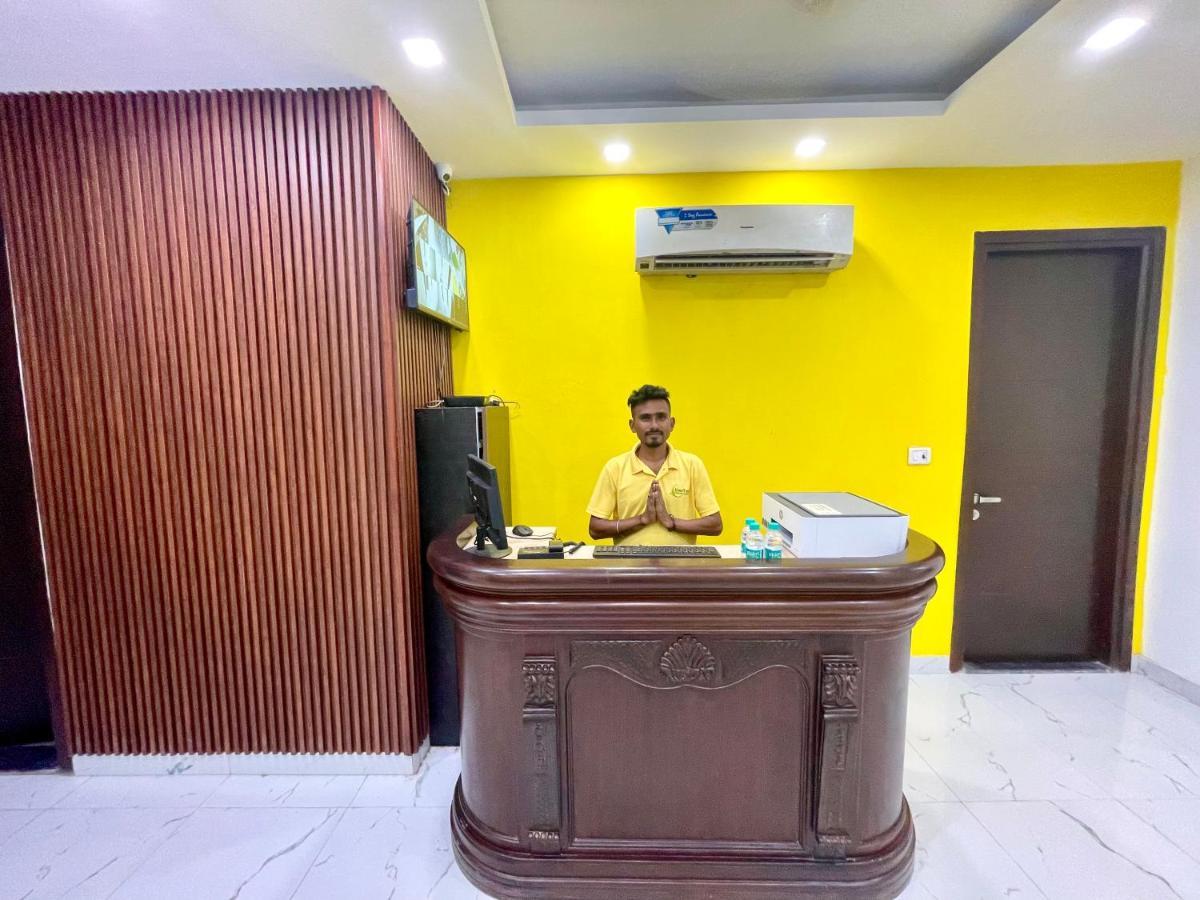 Lime Boutique B&B Gk-1 At Kailash Colony Metro , Greater Kailash Near Eros Hotel Nehru Place New Delhi Exterior photo