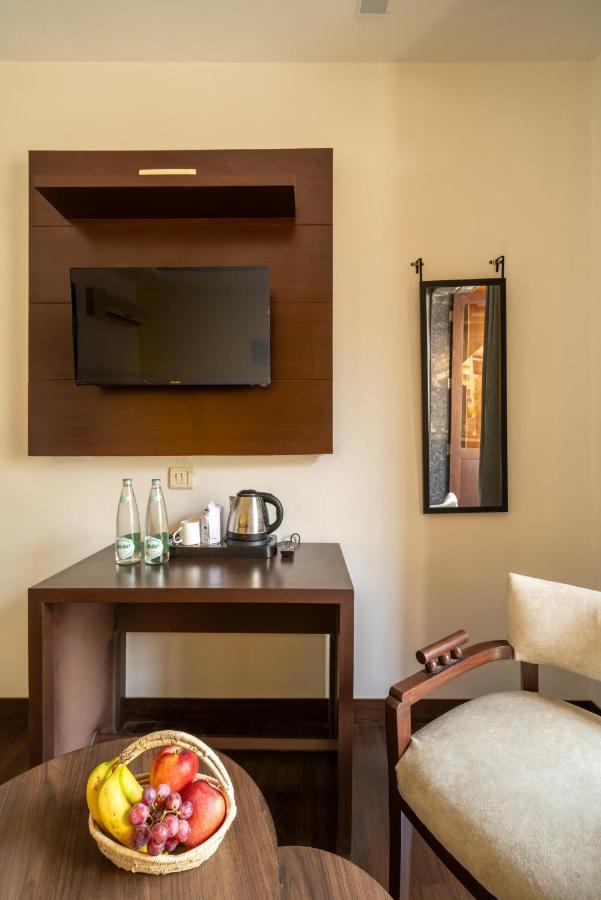 Lime Boutique B&B Gk-1 At Kailash Colony Metro , Greater Kailash Near Eros Hotel Nehru Place New Delhi Exterior photo
